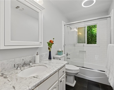 4323 Laurelgrove Avenue - Photo Thumbnail 28
