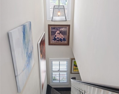 4323 Laurelgrove Avenue - Photo Thumbnail 34