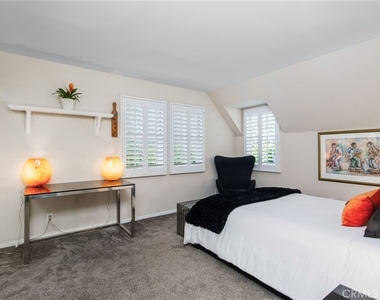 4323 Laurelgrove Avenue - Photo Thumbnail 42