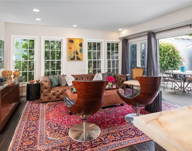 4323 Laurelgrove Avenue - Photo Thumbnail 21