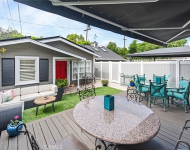 4323 Laurelgrove Avenue - Photo Thumbnail 33