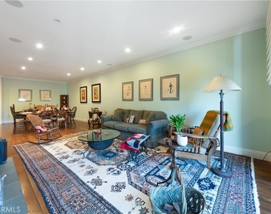4774 Park Encino - Photo Thumbnail 6