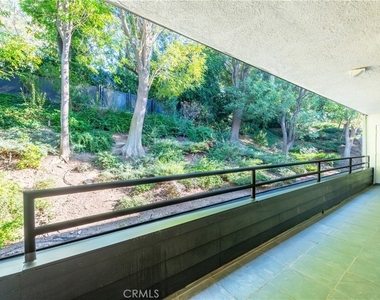 4774 Park Encino - Photo Thumbnail 15