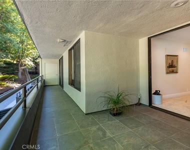 4774 Park Encino - Photo Thumbnail 14