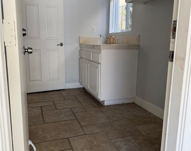 20640 Pesaro Way - Photo Thumbnail 36