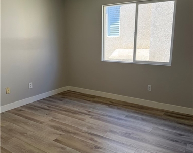 20640 Pesaro Way - Photo Thumbnail 41