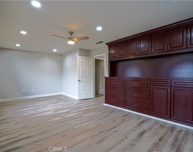 20640 Pesaro Way - Photo Thumbnail 10