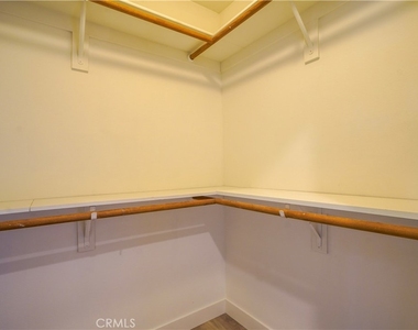 20640 Pesaro Way - Photo Thumbnail 15