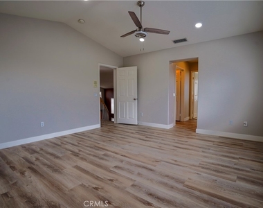 20640 Pesaro Way - Photo Thumbnail 14