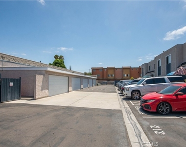 21909 Claretta Avenue - Photo Thumbnail 18