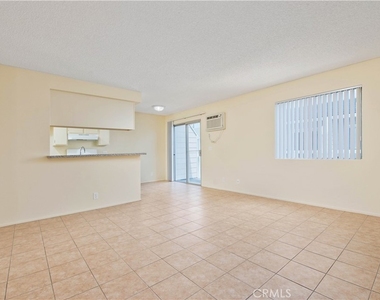 21909 Claretta Avenue - Photo Thumbnail 3