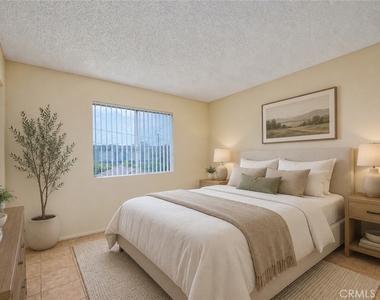 21909 Claretta Avenue - Photo Thumbnail 14