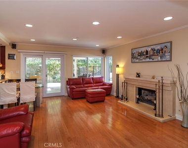 7019 Woodstone Place - Photo Thumbnail 5