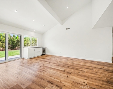28817 Barragan - Photo Thumbnail 21
