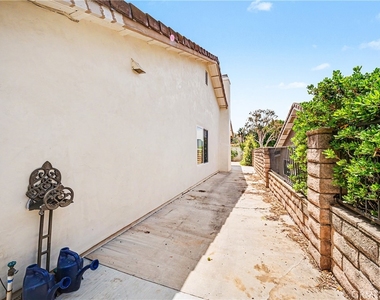 28817 Barragan - Photo Thumbnail 50