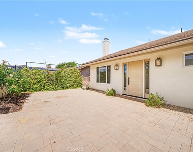 28817 Barragan - Photo Thumbnail 5