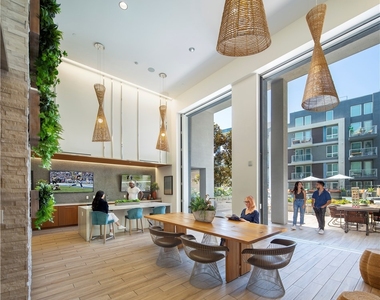 5901 Center Drive - Photo Thumbnail 4
