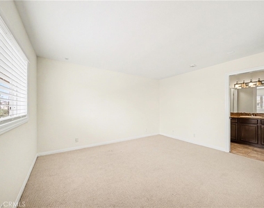 5224 Denny - Photo Thumbnail 21