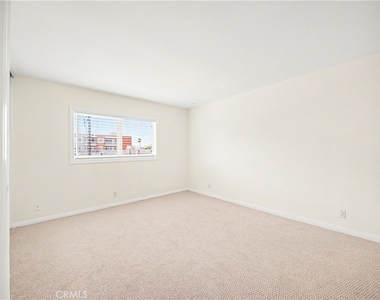 5224 Denny - Photo Thumbnail 27
