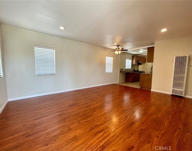 15142 Georgia Avenue - Photo Thumbnail 11