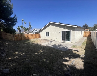 21475 Aguilar - Photo Thumbnail 13