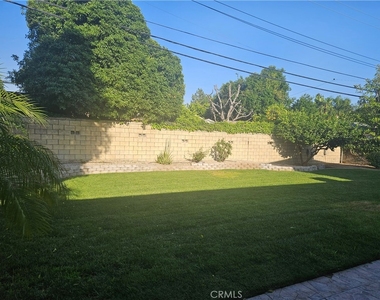 3657 Broadmoor Boulevard - Photo Thumbnail 38