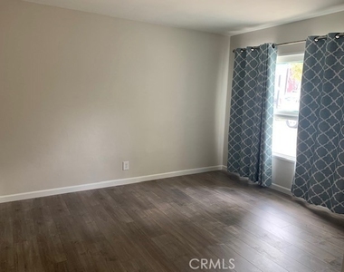 1809 4th Street - Photo Thumbnail 1