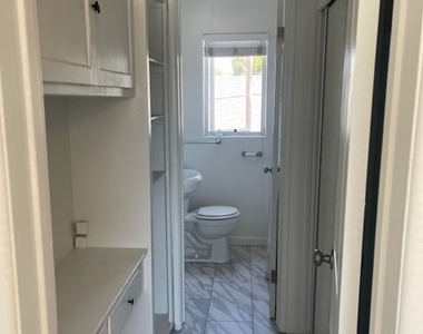 1809 4th Street - Photo Thumbnail 7