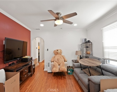 1466 W Santa Cruz - Photo Thumbnail 7