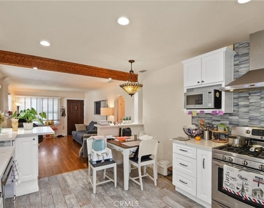 1466 W Santa Cruz - Photo Thumbnail 4