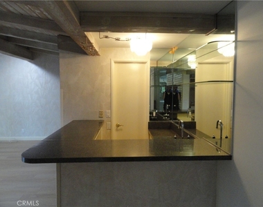 1100 La Senda Drive - Photo Thumbnail 7