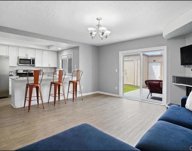 4166 Balboa Way - Photo Thumbnail 7