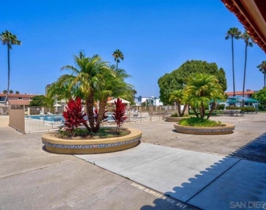4166 Balboa Way - Photo Thumbnail 27