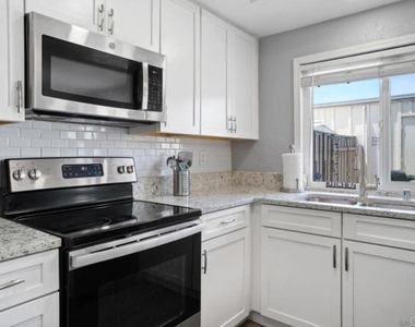 4166 Balboa Way - Photo Thumbnail 4