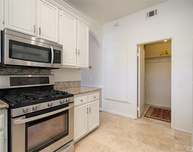 24392 Kingston Court - Photo Thumbnail 13