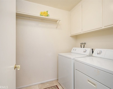 24392 Kingston Court - Photo Thumbnail 14
