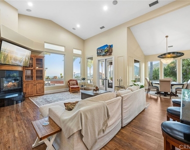 44915 Palladian Court - Photo Thumbnail 36