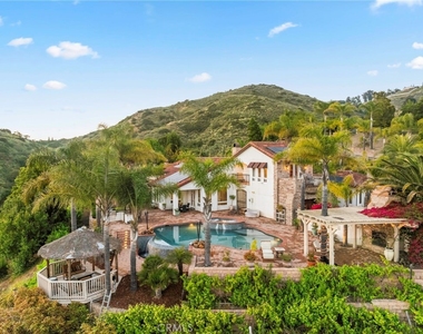 44915 Palladian Court - Photo Thumbnail 1