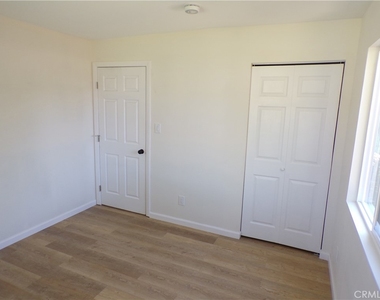 34579 Avenue B Court - Photo Thumbnail 7