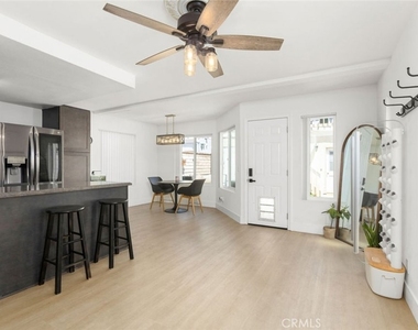 222 17th Street - Photo Thumbnail 4