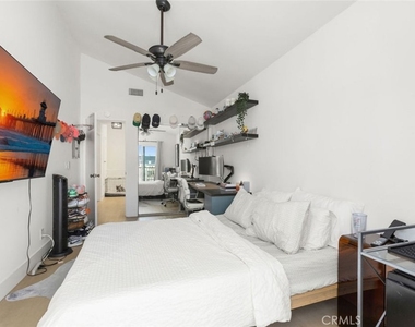 222 17th Street - Photo Thumbnail 31