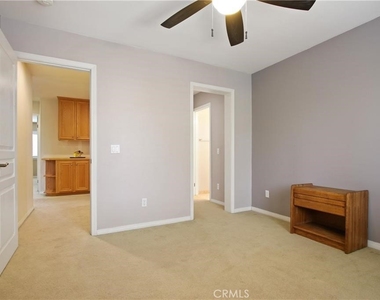 823 Canterbury Lane - Photo Thumbnail 27