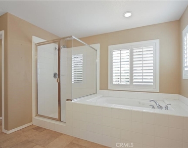 823 Canterbury Lane - Photo Thumbnail 24