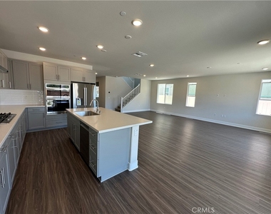 16668 Bristlecone Ave - Photo Thumbnail 9