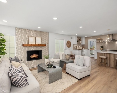 24891 Zumaya Court - Photo Thumbnail 7