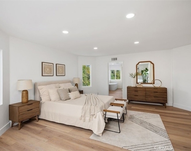 24891 Zumaya Court - Photo Thumbnail 15