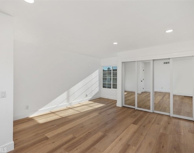 24891 Zumaya Court - Photo Thumbnail 11