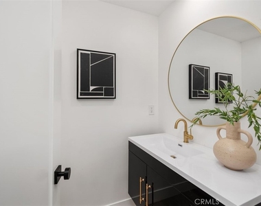 24891 Zumaya Court - Photo Thumbnail 8