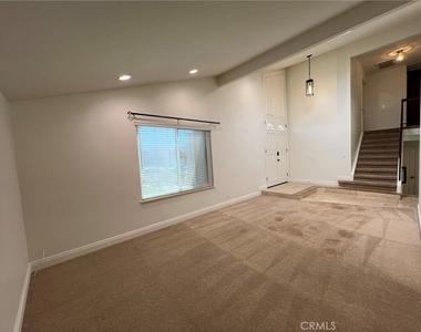25281 Parthenon Avenue - Photo Thumbnail 13