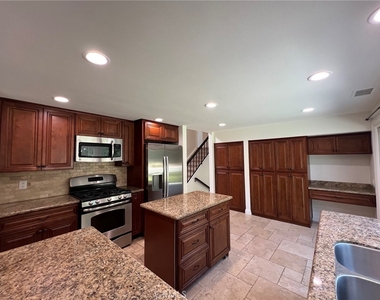 25281 Parthenon Avenue - Photo Thumbnail 1
